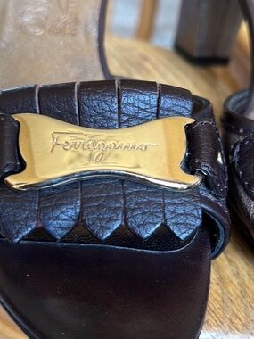 Vintage Ferragamo bronze and brown leather slides size size 7 sandals